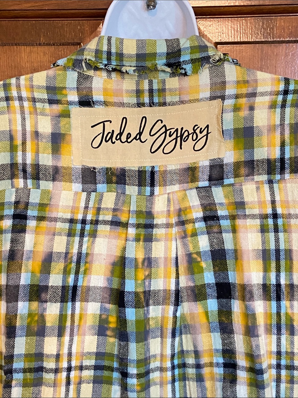 Jaded Gypsy Crisp Morning Air flannel shirt distress raw edge/hem Logo Size S/M